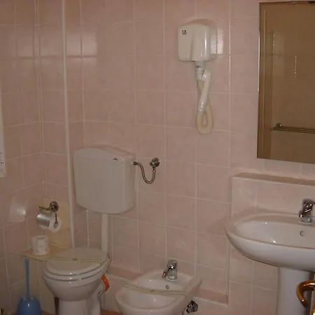 Hope Bed & Breakfast 3*