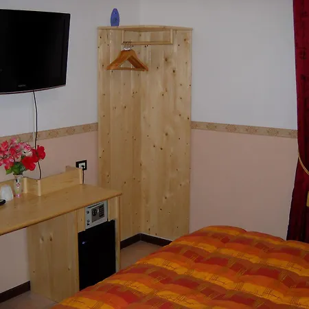 Hope Bed & Breakfast 2*