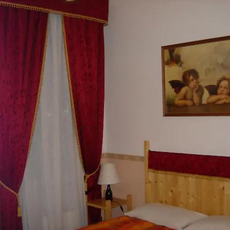 Hope Bed & Breakfast 3*