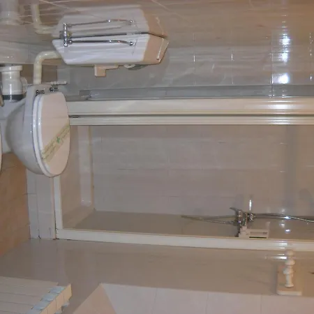 Hope Bed & Breakfast 3*