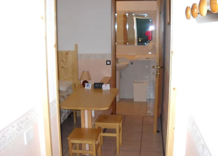 Hope Frühstückspension 3*