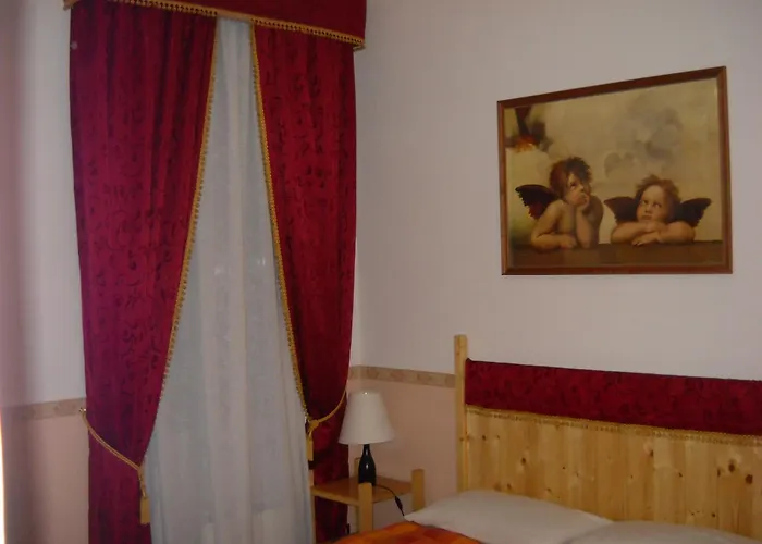 Hope Frühstückspension 3*